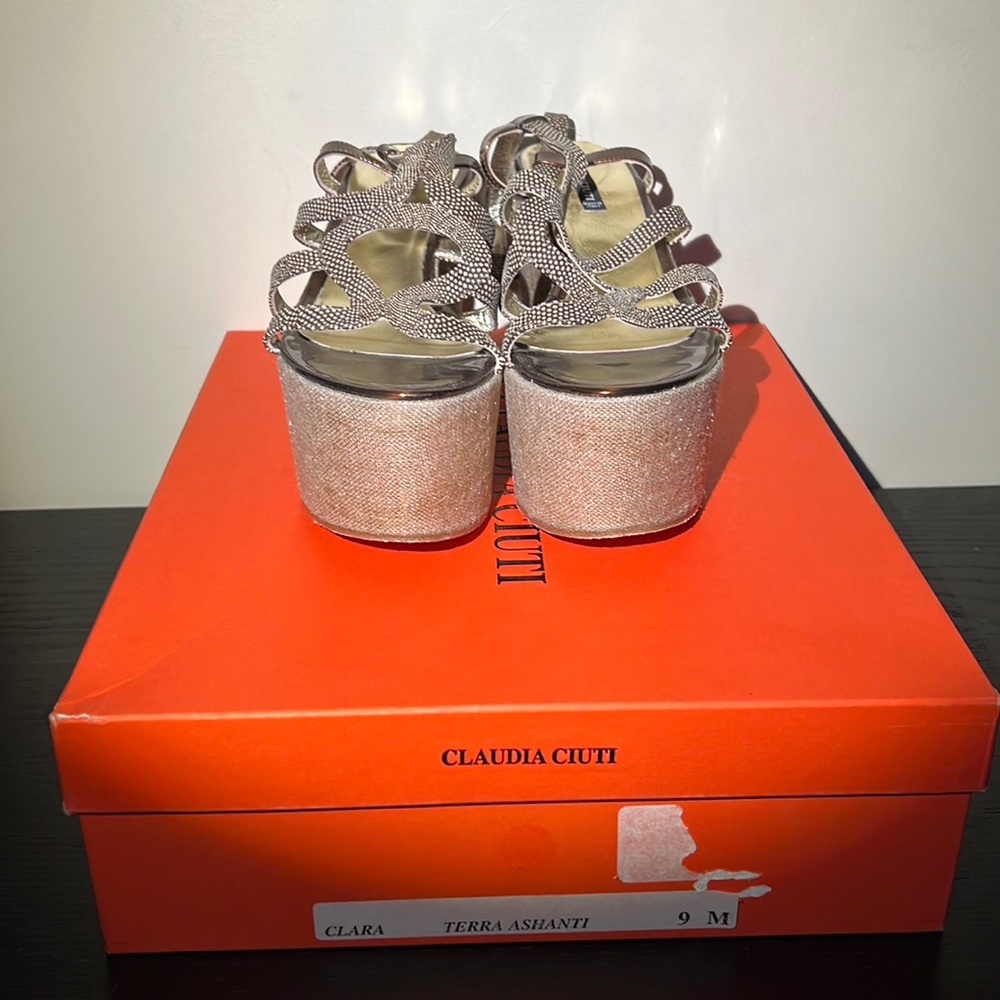 Claudia Ciuti 4 inch heels